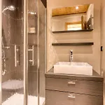 Apartamento Au Bon Coin - Luxury Hidden Haven, Mont Blanc View, Hot Tub And Garden Chamonix