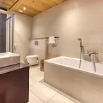 Apartamento Au Bon Coin - Luxury Hidden Haven, Mont Blanc View, Hot Tub And Garden