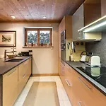 Au Bon Coin - Luxury Hidden Haven, Mont Blanc View, Hot Tub And Garden Appartamento *