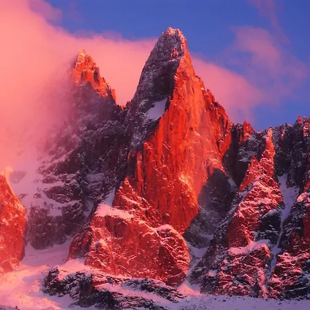 Au Bon Coin - Luxury Hidden Haven, Mont Blanc View, Hot Tub And Garden Apartment
