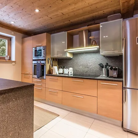 Apartment Au Bon Coin - Luxury Hidden Haven, Mont Blanc View, Hot Tub And Garden